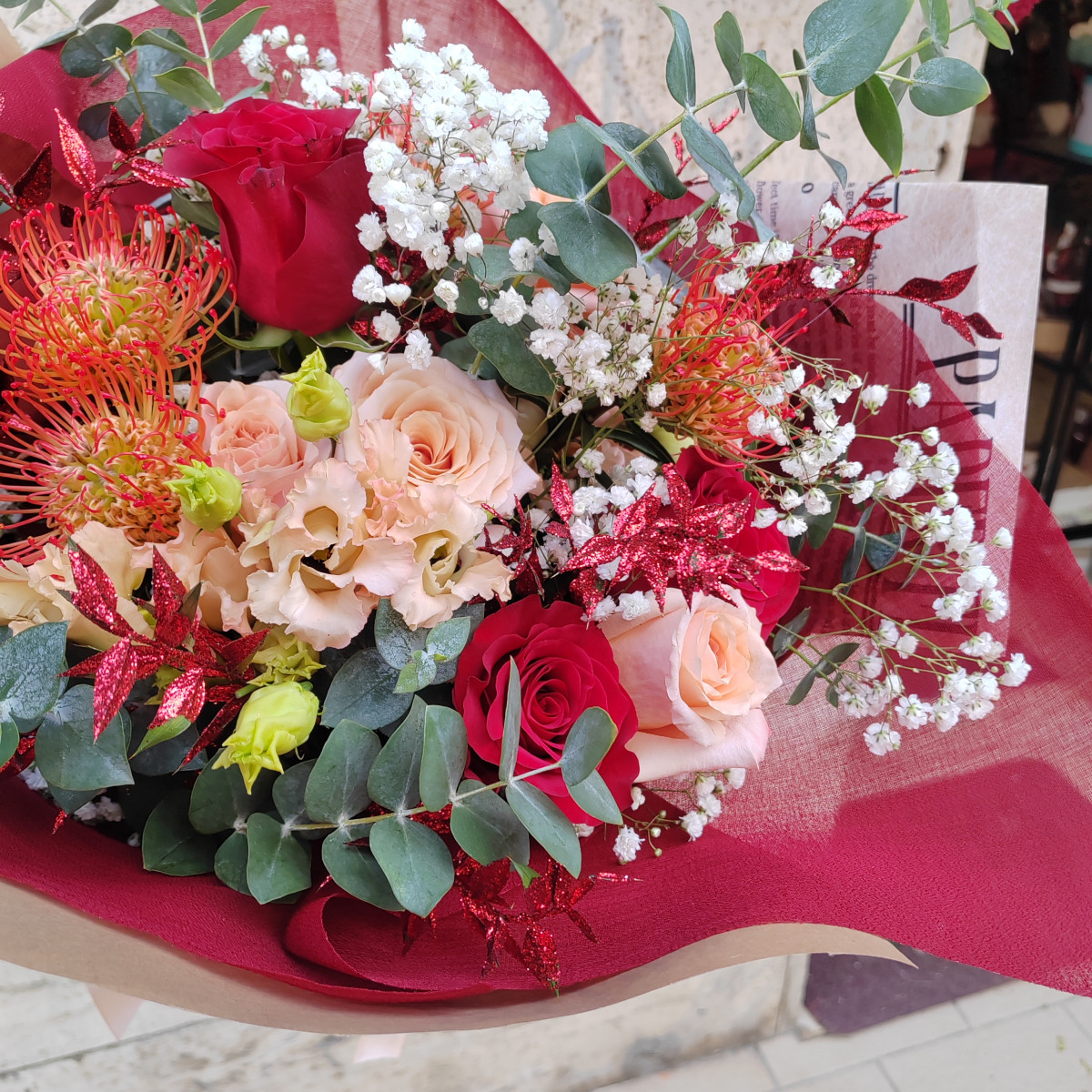 Mazzo di fiori "sinfonia di Natale"