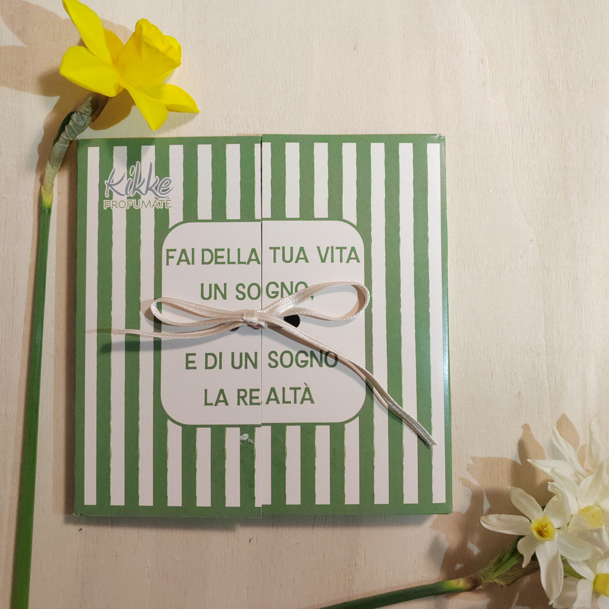 KIKKA PROFUMATA - serie aforismi - Fai della tua vita un sogno