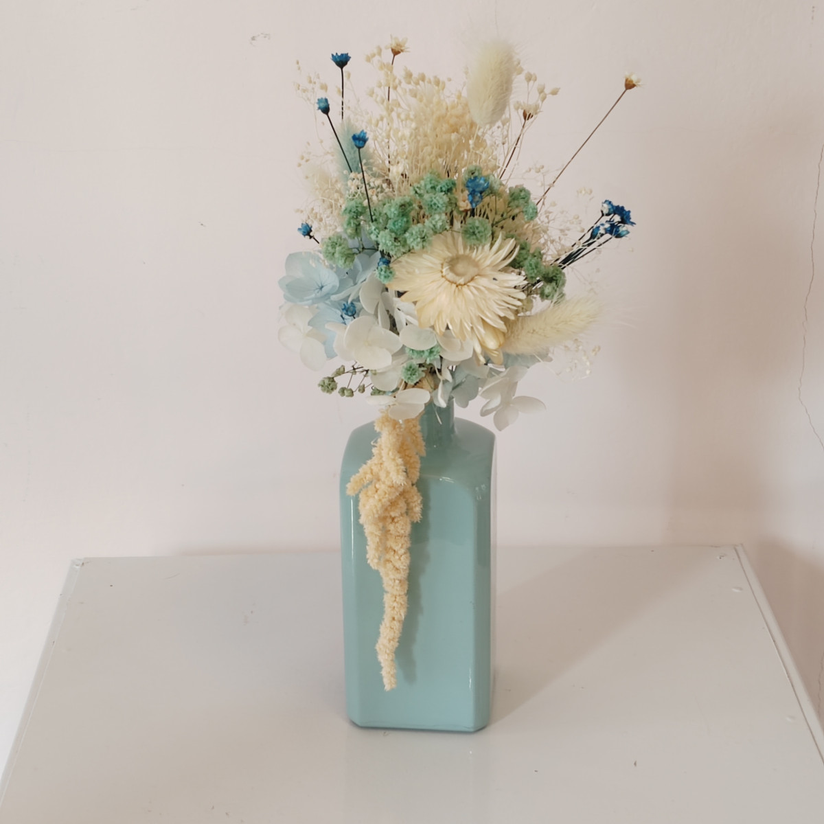 Vasetto fiori preservati con ortensia bianca