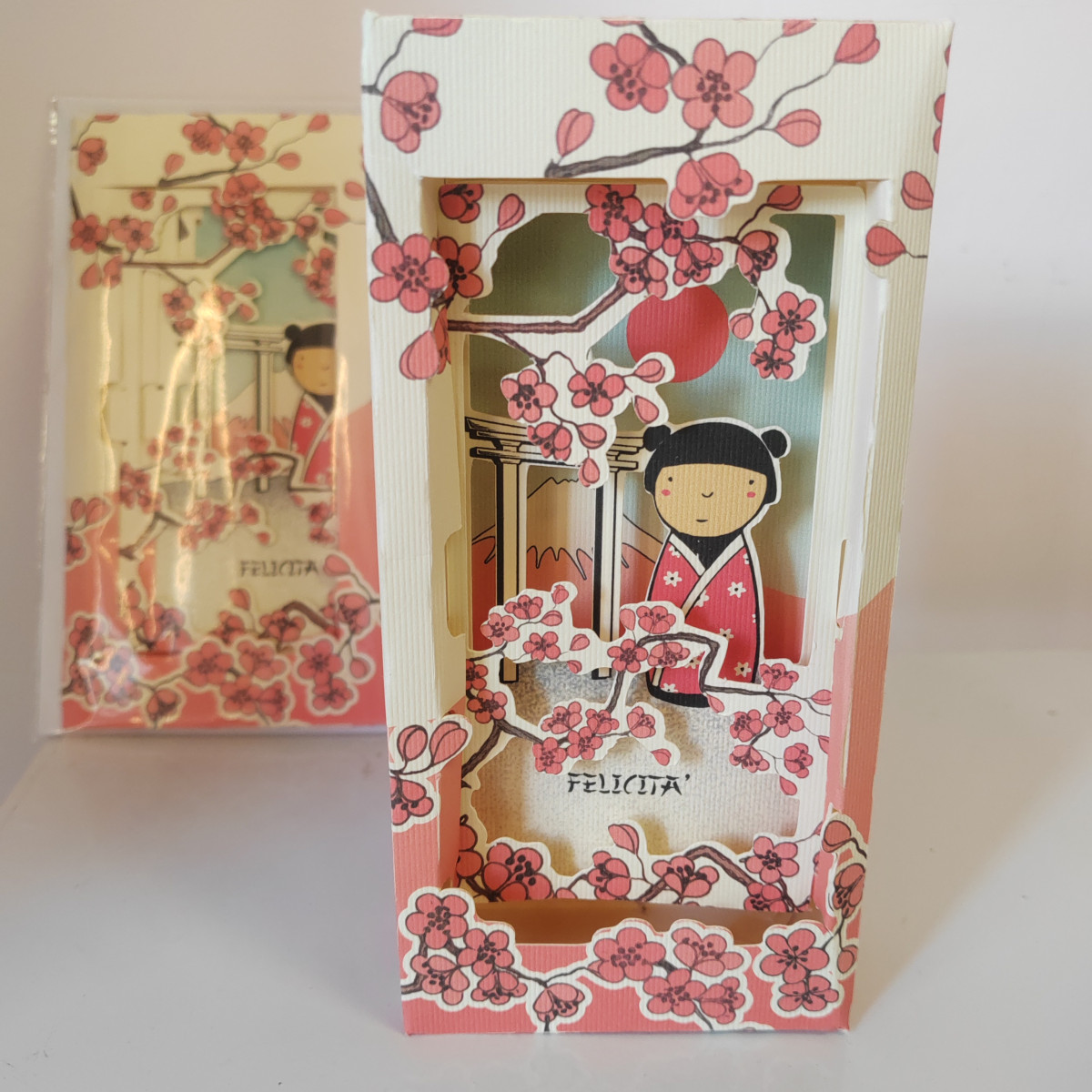 Biglietto 3D kokeshi felicità