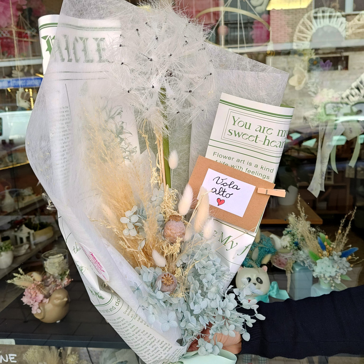 Bouquet con soffione - toni verde salvia e azzurro polvere -